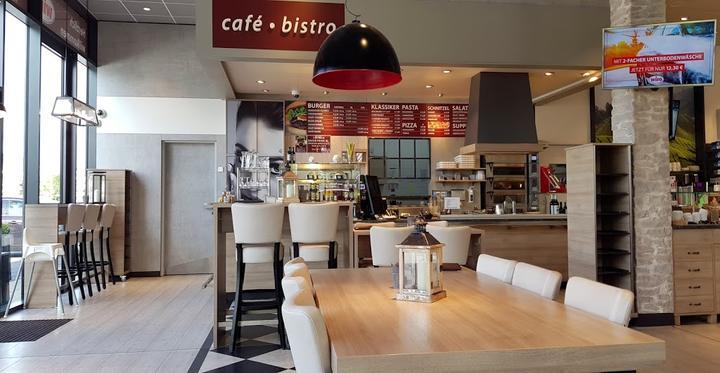 Cafe • Bistro Im Wiro Center